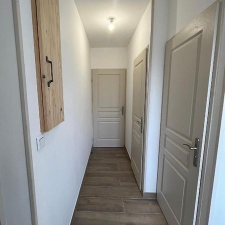 Appartement Renove A 15 Min De Lyon Saint-Fons Exteriör bild